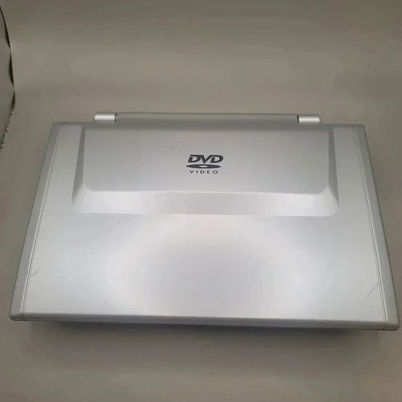 Kawasaki PVS10921 Portable DVD Player 9" LCD Screen TESTED 12V ADAPTER NOT INC. - Picture 1 of 6